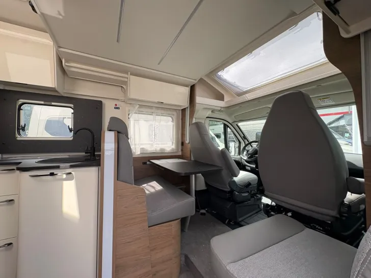 Fahrzeugbild Corigon T Advanced 700 S /Solar/Travel Paket/Markise #9