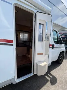 Fahrzeugbild LMC Breezer A 714 G /Solar/SAT-TV #8
