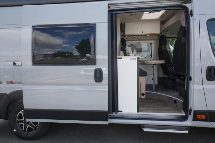 Fahrzeugbild LMC Innovan Pure 640 /Citroen/RFK/TV-Vorbereitung #13