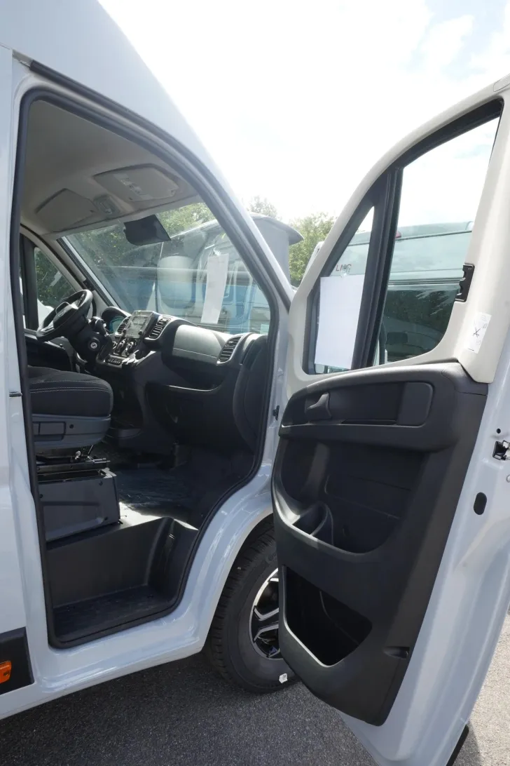 Fahrzeugbild LMC Innovan Pure 640 /Citroen/RFK/TV-Vorbereitung #18