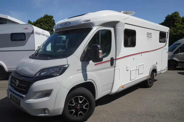 Fahrzeugbild LMC Breezer V 643 G 65 Jahre Edition #3