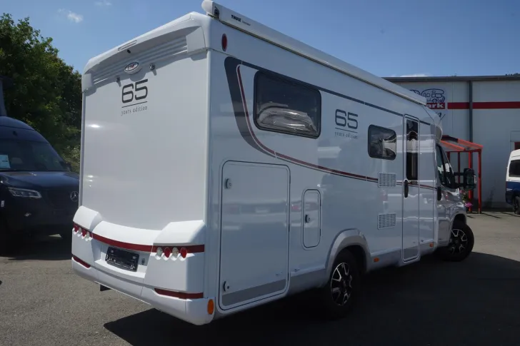 Fahrzeugbild LMC Breezer V 643 G 65 Jahre Edition #5