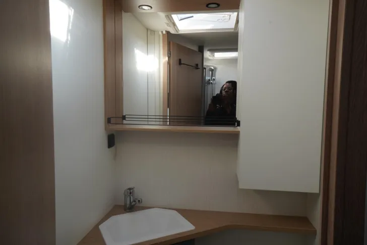 Fahrzeugbild Mooveo Tei T 65 DH /RFK/Combi 4/TV/Heckbad #32
