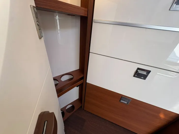 Fahrzeugbild Carthago chic c-line superior I 4.9 LE L /Hydr. Stützen #36