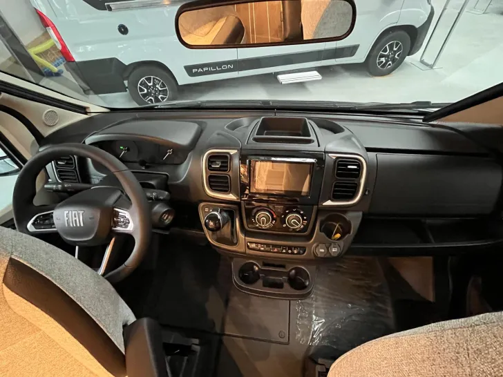 Fahrzeugbild Knaus Sky TI 650 MEG #13