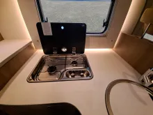 Fahrzeugbild Carado T 338 Pro+, Hubbett, Solar, TV, LTE, Combi 6 E #14