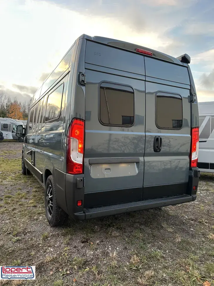 Fahrzeugbild Carado CV 602 pro Längsbetten #4