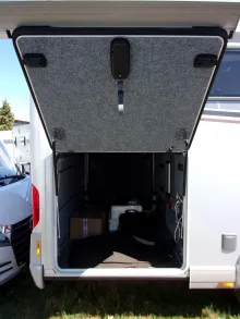 Fahrzeugbild Carthago chic e-line I 51 QB DA Mercedes #3