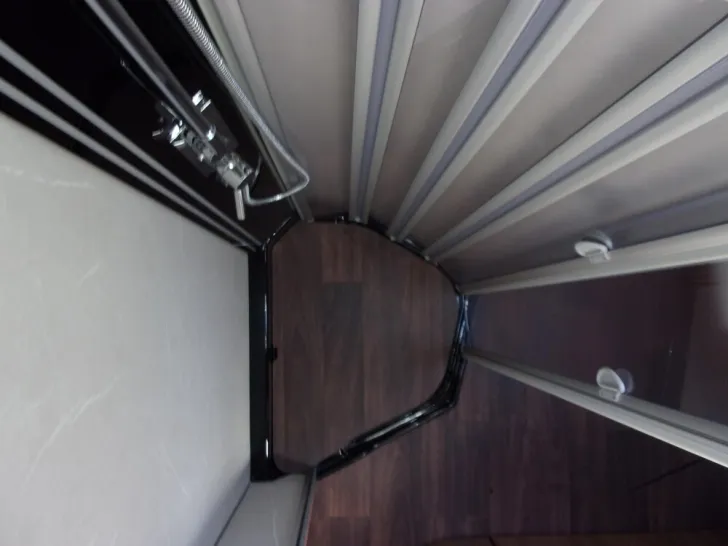 Fahrzeugbild Carthago chic e-line I 51 QB DA Mercedes #15