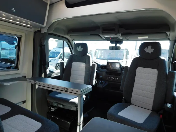 Fahrzeugbild Ahorn Camp Van 550 Lithiumbatterie+Automatik+Dieselheizung #12