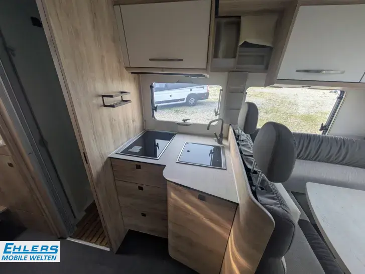 Fahrzeugbild Eura Mobil Profila RS PRS 720 EB 180PS/Navi/Rückfahrkamera #13