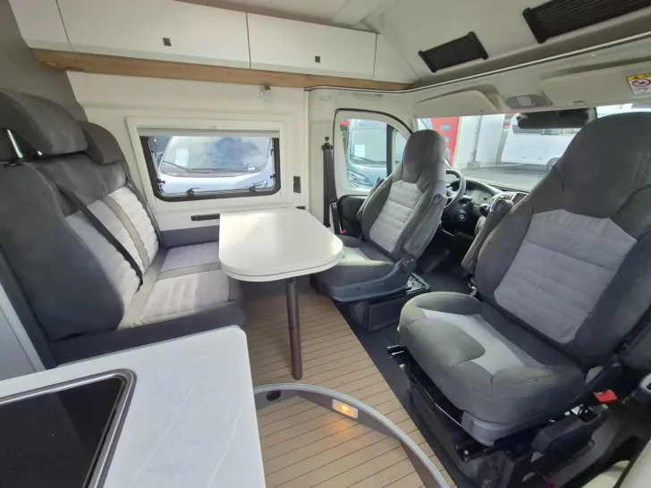 Fahrzeugbild Hobby Prestige Van 640 ET Markise #14