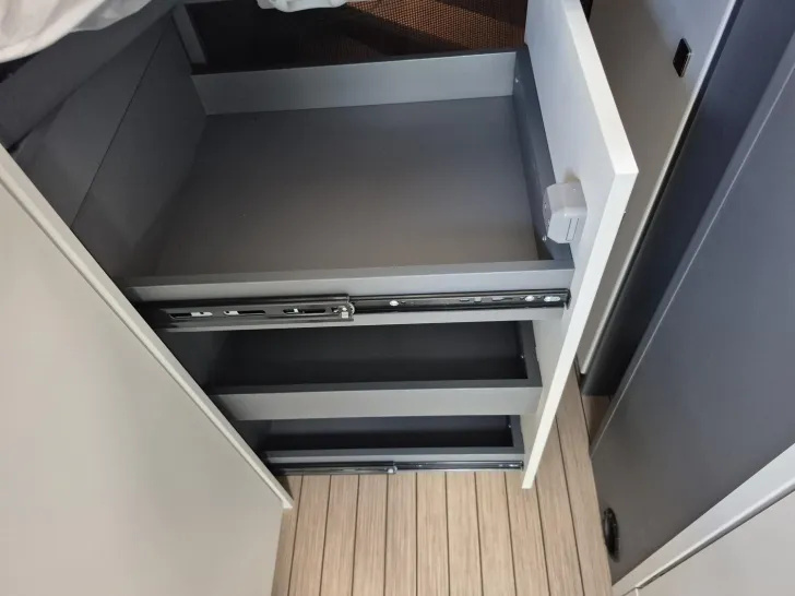 Fahrzeugbild Hobby Prestige Van 640 ET Markise #23