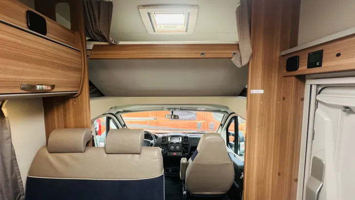 Fahrzeugbild Weinsberg CaraHome 700 DG #15