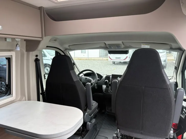 Fahrzeugbild Carado CV 600 #21