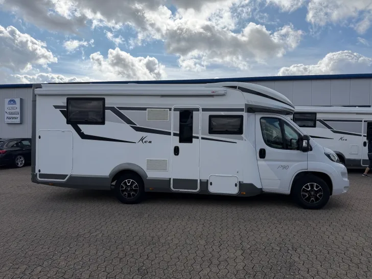 Fahrzeugbild Mobilvetta KEA P 90 NB, 2x Solar, Lithium, Markise #9
