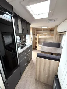Fahrzeugbild Hobby De Luxe 540 KMFe #11