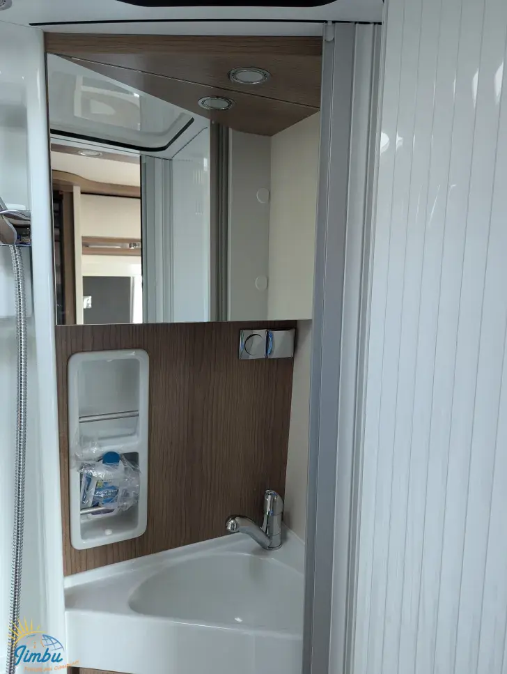 Fahrzeugbild Malibu Van Comfort 640 LE #13