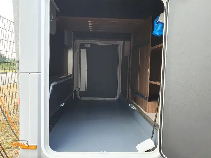 Fahrzeugbild LMC Cruiser 750 EF #6