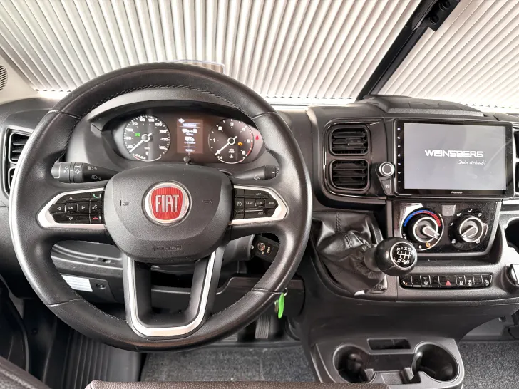 Fahrzeugbild Weinsberg CaraCompact EDITION PEPPER 600 MF AHK, Dachklima, Solaranlage #14