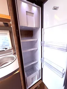 Fahrzeugbild Weinsberg CaraCompact EDITION PEPPER 600 MF AHK, Dachklima, Solaranlage #11