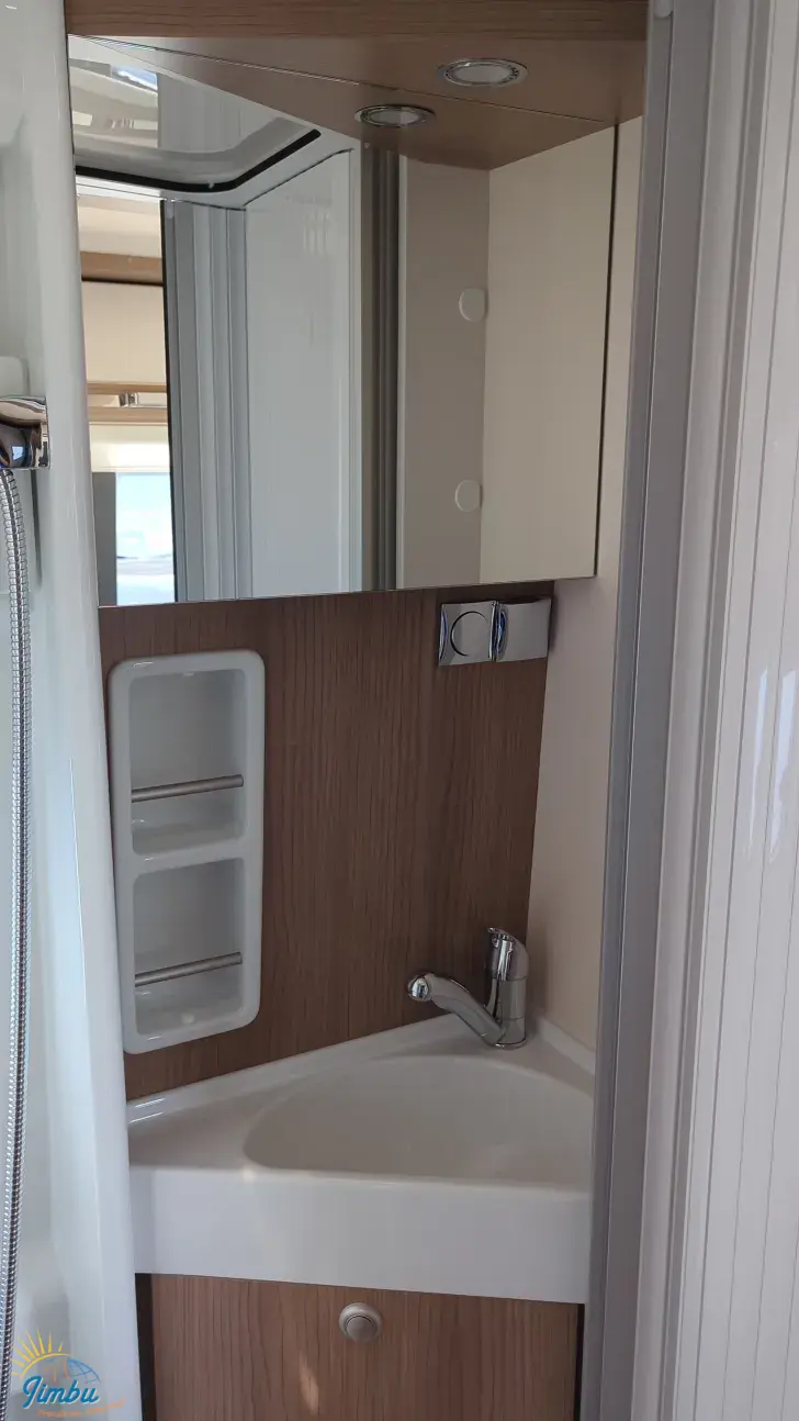 Fahrzeugbild Malibu Van Comfort 640 LE charming GT skyview #14