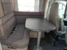 Fahrzeugbild Malibu T 430 LE #9