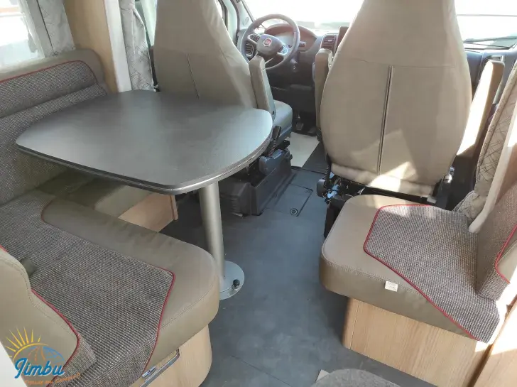 Fahrzeugbild Malibu T 430 LE #10