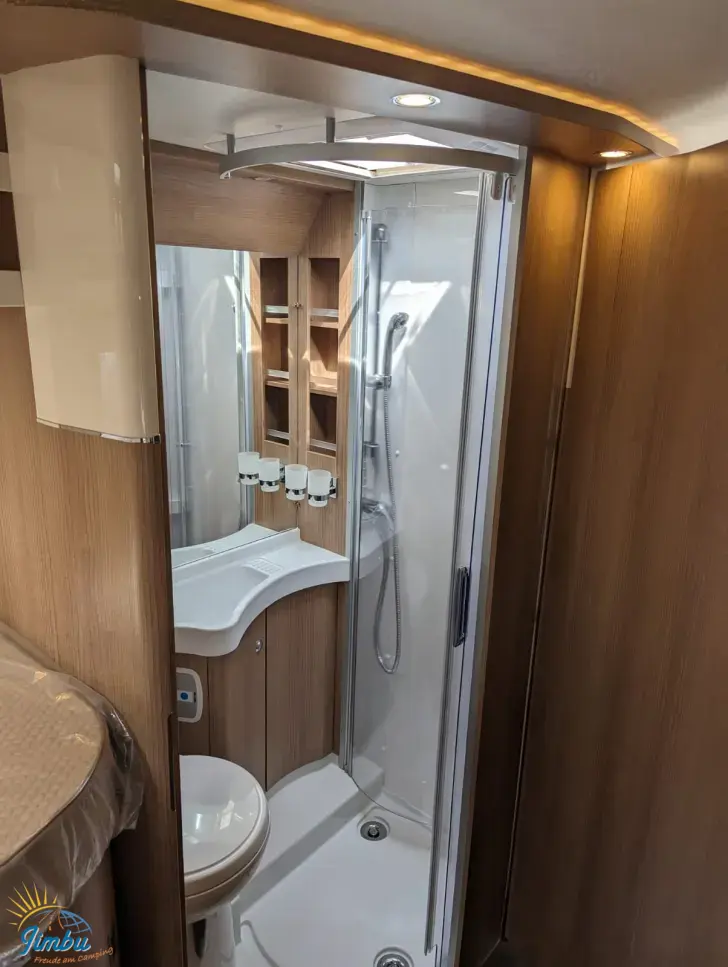 Fahrzeugbild Malibu T 430 LE #24
