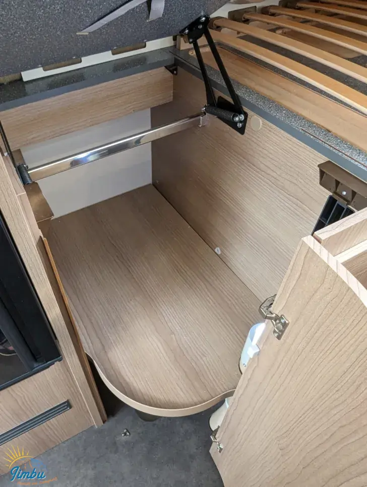Fahrzeugbild Malibu T 430 LE #29