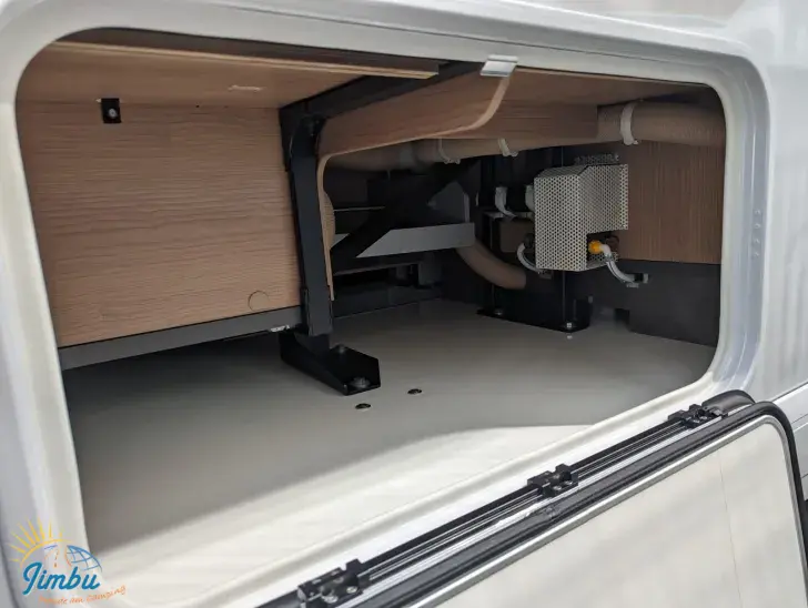 Fahrzeugbild Malibu T 430 LE #37