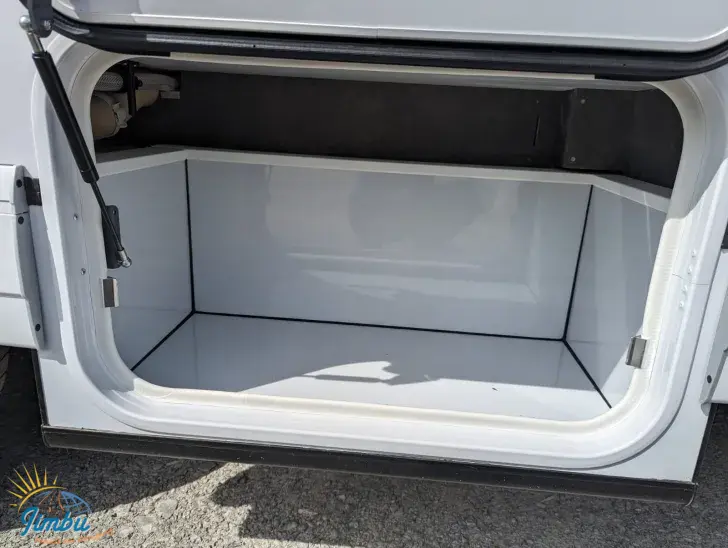 Fahrzeugbild Malibu T 430 LE #38