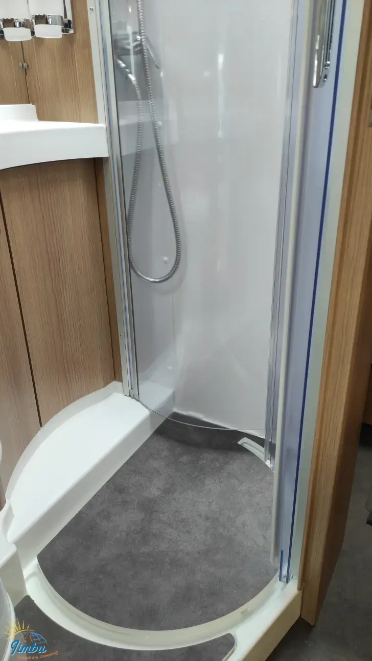 Fahrzeugbild Malibu T 460 LE #26