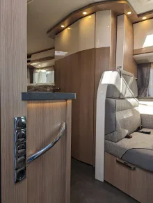 Fahrzeugbild Malibu I 430 LE #10