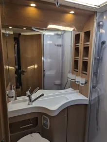 Fahrzeugbild Malibu I 430 LE #18