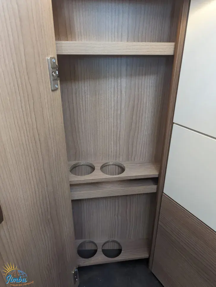 Fahrzeugbild Malibu I 490 LE #37