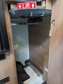 Fahrzeugbild Malibu T 430 LE #28