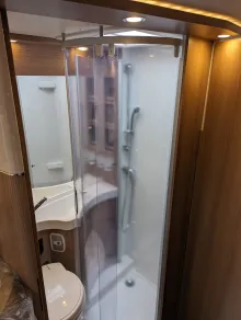 Fahrzeugbild Malibu T 430 LE #31