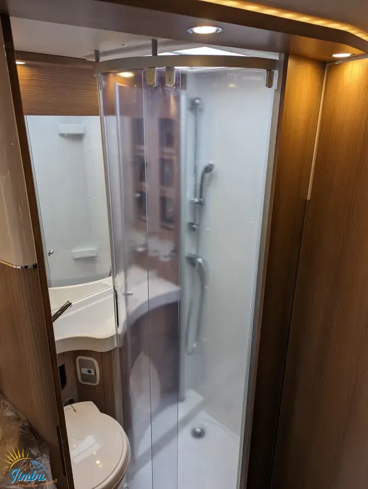 Fahrzeugbild Malibu T 430 LE #31