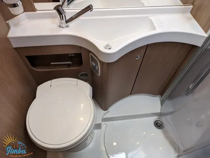 Fahrzeugbild Malibu T 430 LE #34