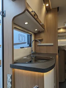 Fahrzeugbild Malibu T 430 LE #16