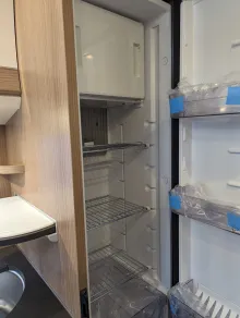 Fahrzeugbild Malibu T 430 LE #17