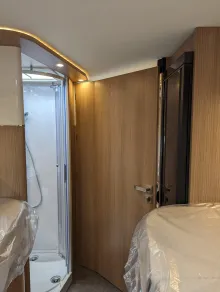 Fahrzeugbild Malibu T 430 LE #24