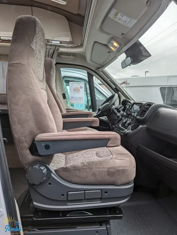 Fahrzeugbild Malibu T 430 LE #34
