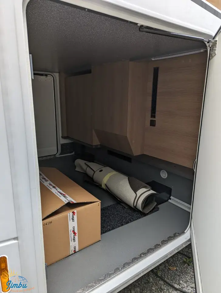 Fahrzeugbild Malibu T 430 LE #36
