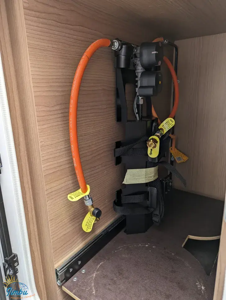 Fahrzeugbild Malibu T 430 LE #37