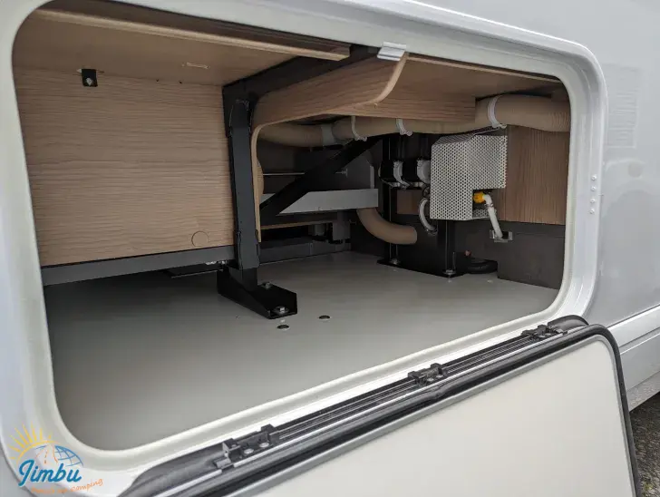 Fahrzeugbild Malibu T 430 LE #38