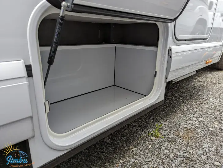 Fahrzeugbild Malibu T 430 LE #39