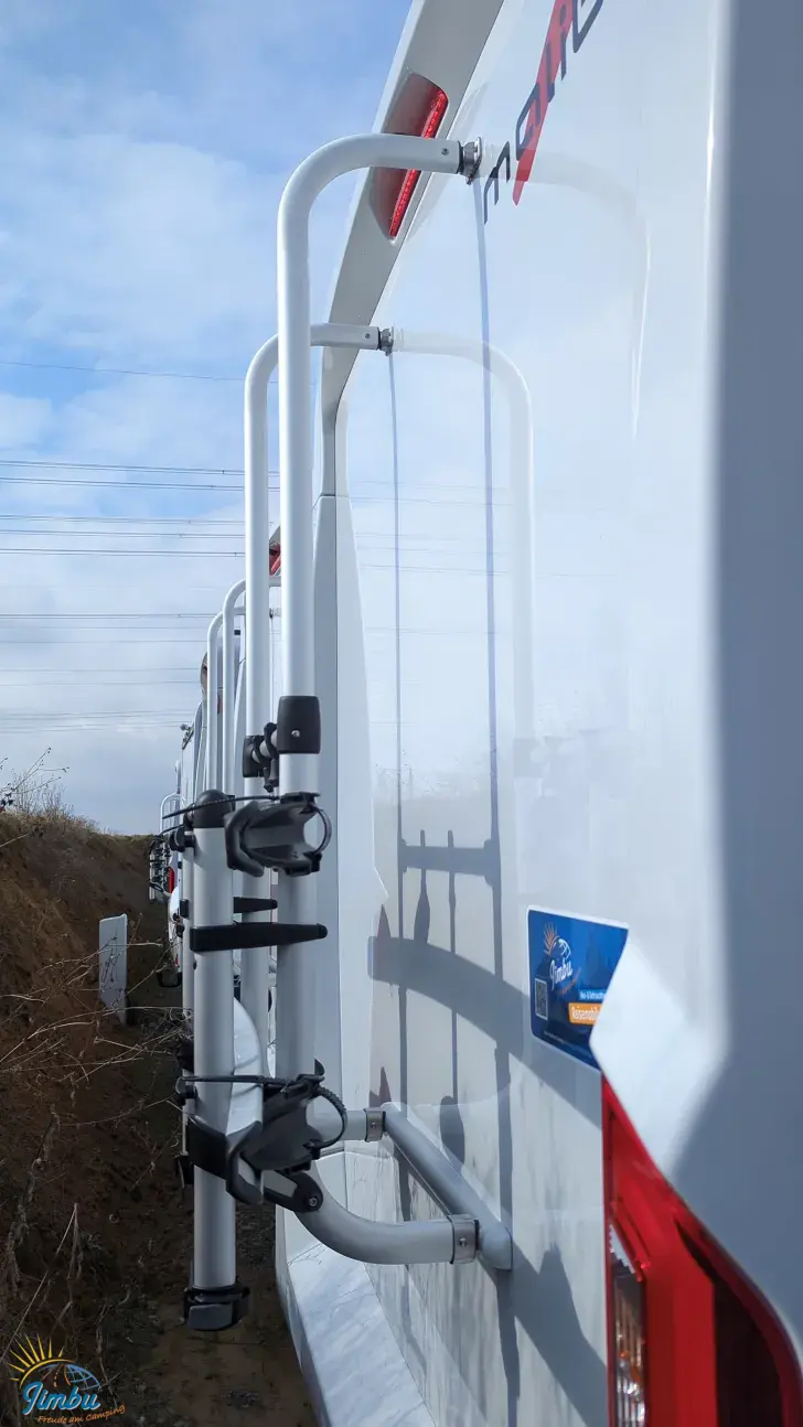 Fahrzeugbild Malibu I 430 LE #3