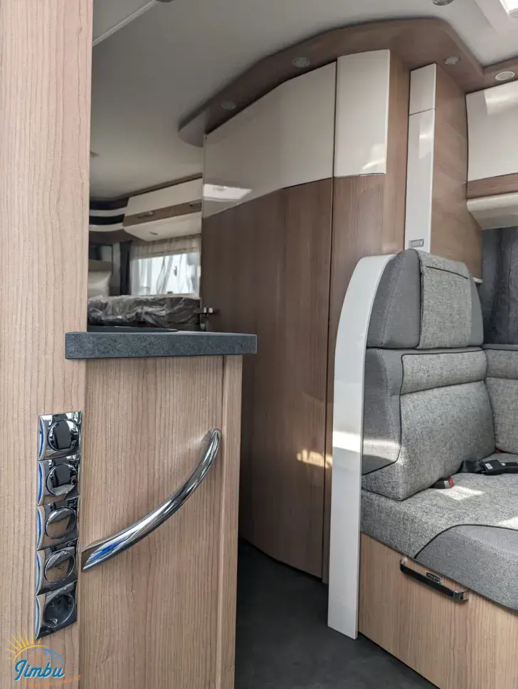 Fahrzeugbild Malibu I 430 LE #20